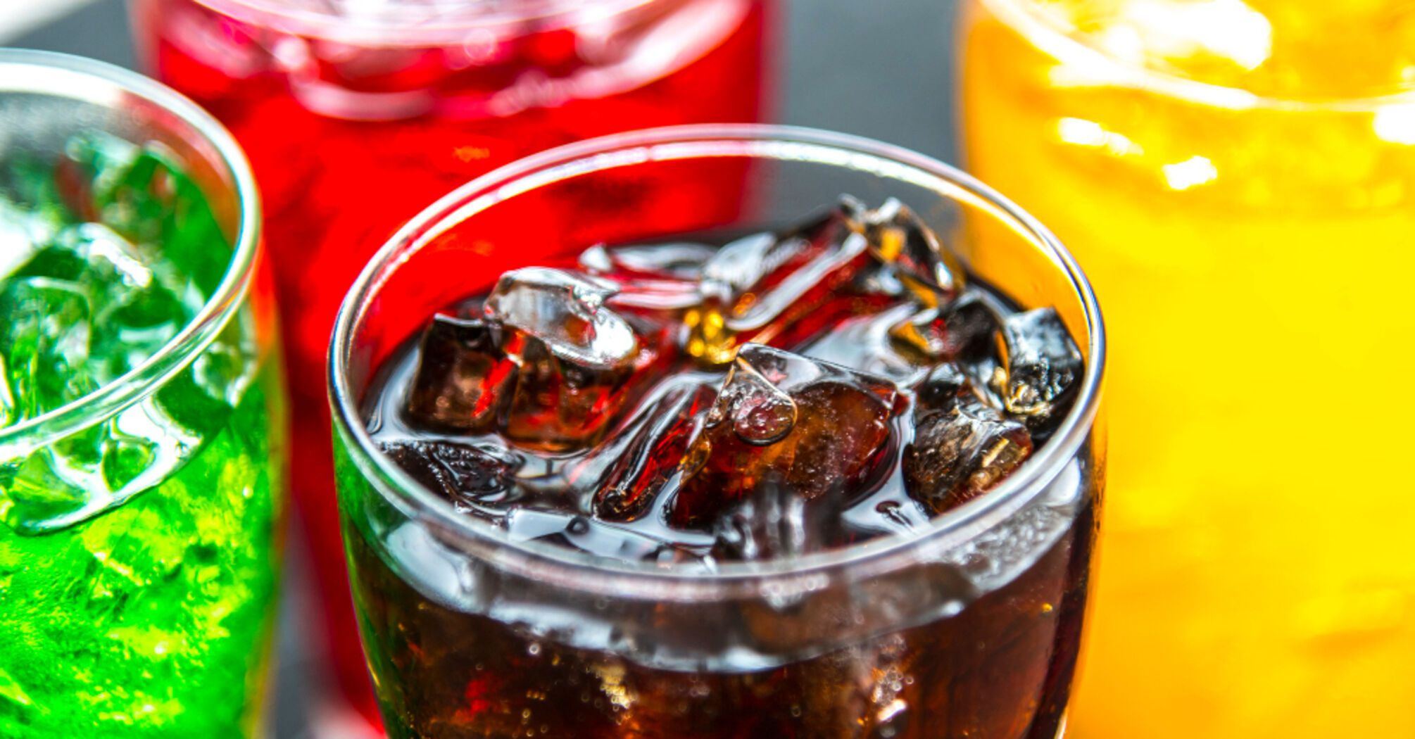 Як споживання солодких напоїв впливає на здоров’я і чому 'податок на цукор' потрібен