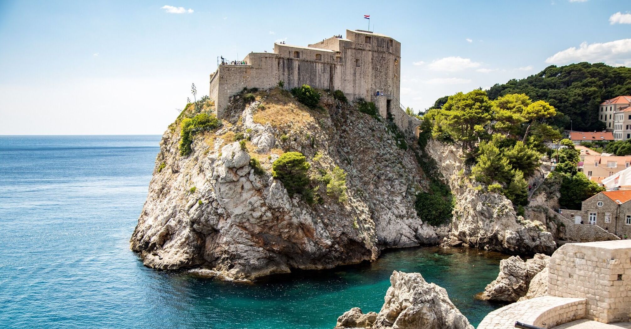 Отдых на Адриатике: средневековые стены и великолепные виды Дубровника